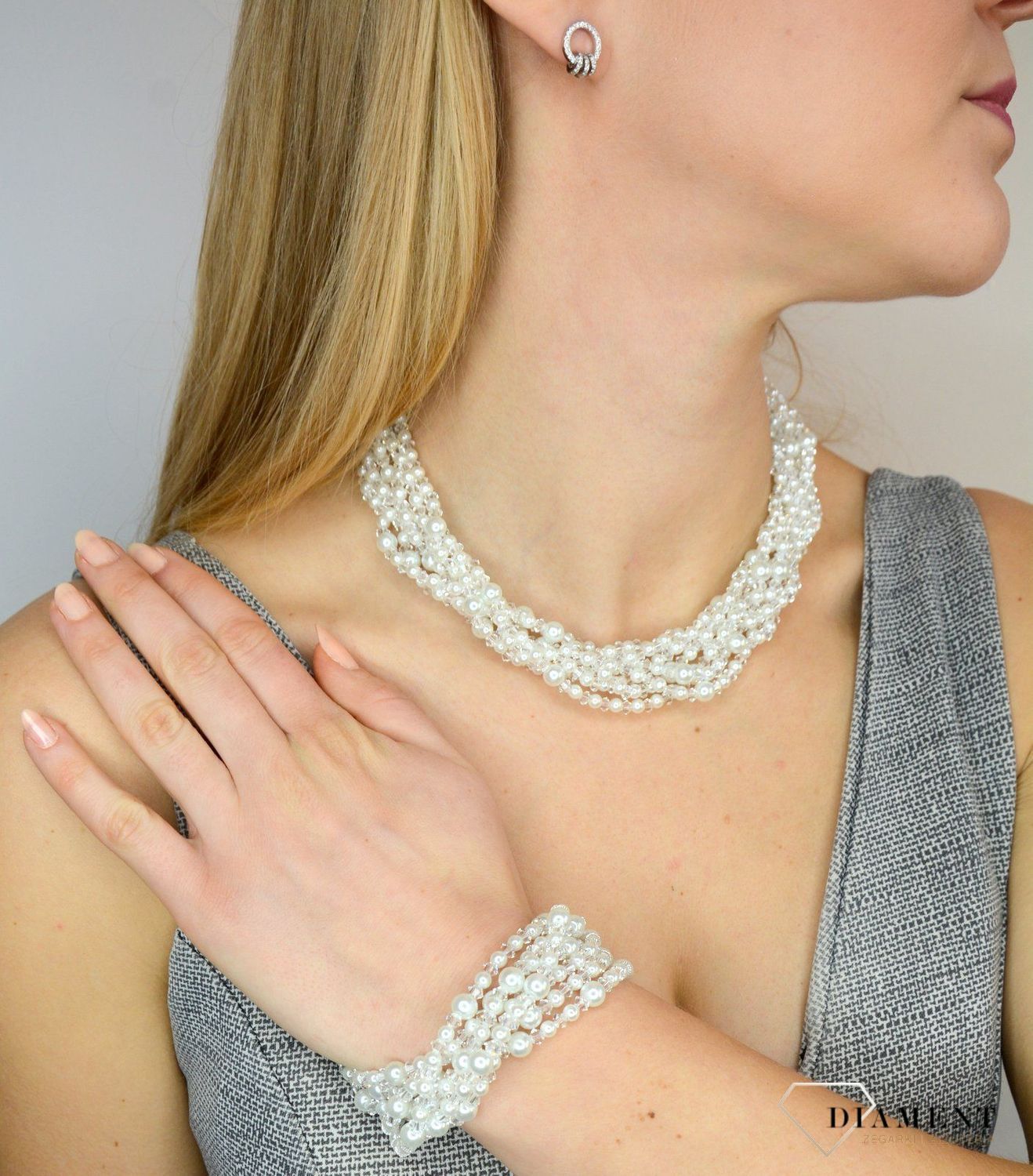 Bransoleta z kamieniami Swarovskiego i perłami syntetycznymi BR 624  Bransoleta Swarovski element w kolorze jasnego brązu, wykonana ze srebra próby 925 oraz ekskluzywnych kryształów Swarovski® cryst (3).JPG